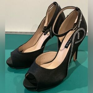 Erijunor Rhinestone Ankle Strap High Stiletto Heels NWOB Size 6.5